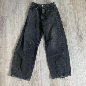 Black Zara Wide-Leg Barrel Jeans